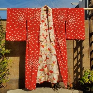 VINTAGE JAPANESE HANDSTITCHED TRADITIONAL SILK KIMONO
